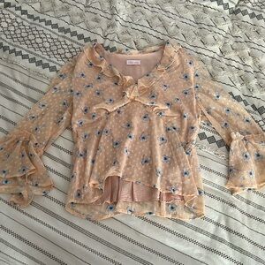 NWOT Pink lily top